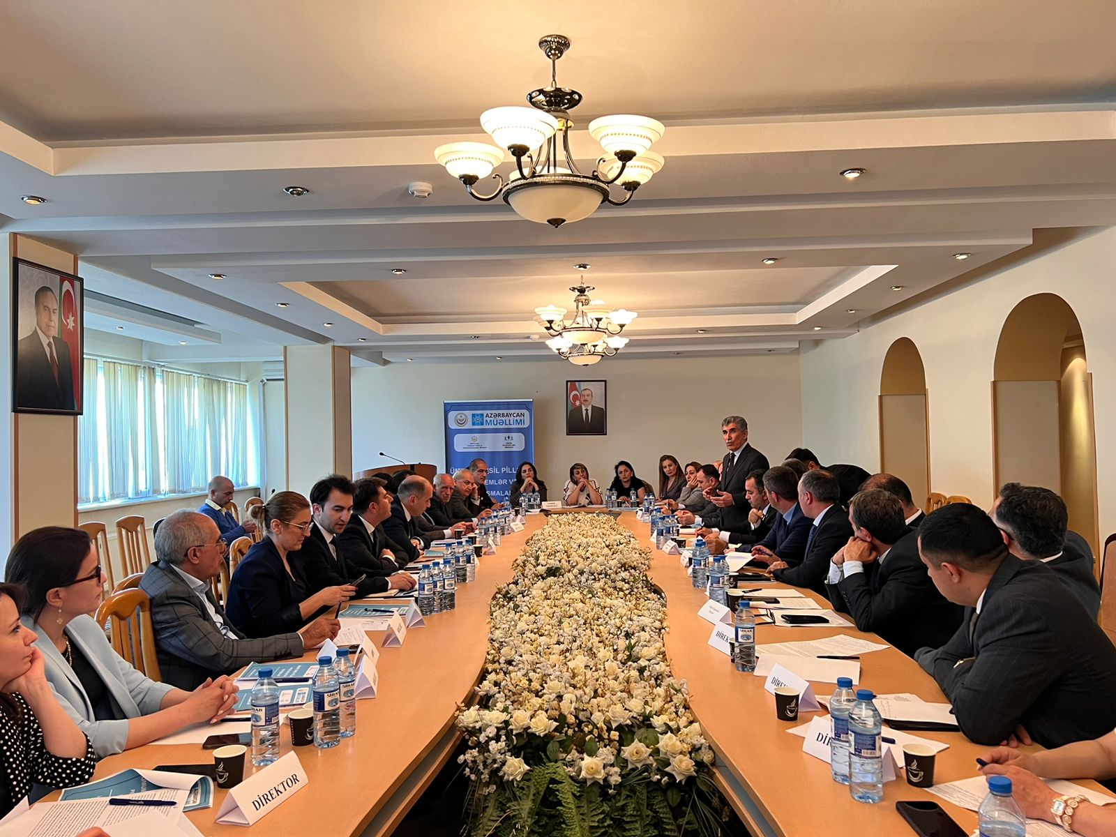 “Ümumi təhsil pilləsi: problemlər, yanaşmalar” mövzusunda